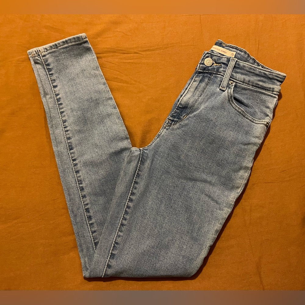 Levi’s 721 High Rise Skinny Jeans